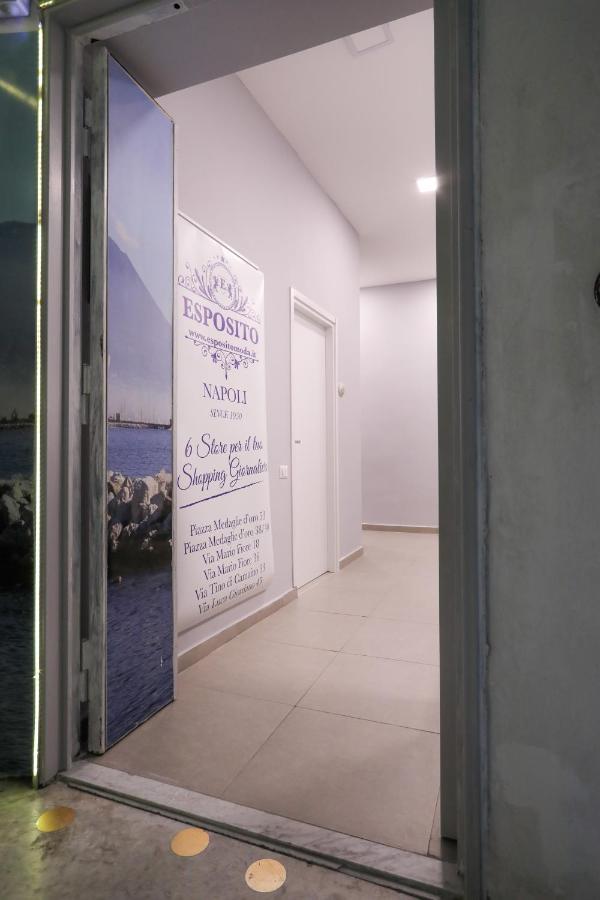 Residenza Esposito Economy Rooms Napoli Bagian luar foto