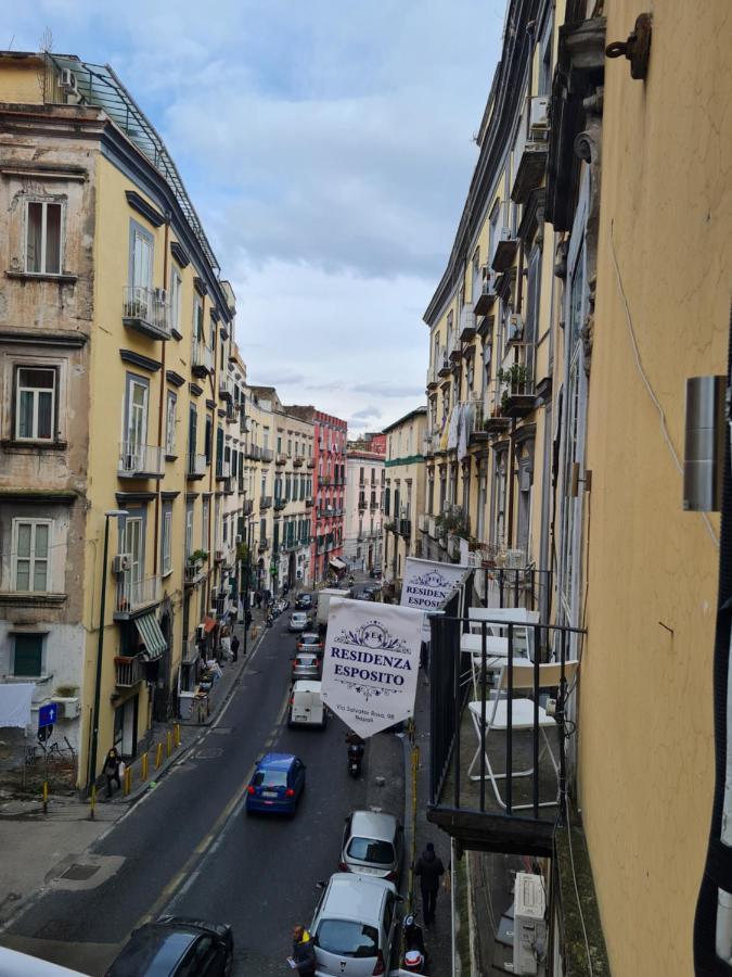 Residenza Esposito Economy Rooms Napoli Bagian luar foto