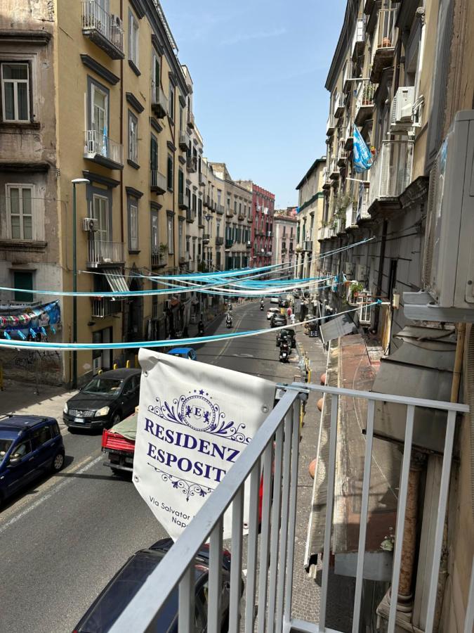 Residenza Esposito Economy Rooms Napoli Bagian luar foto